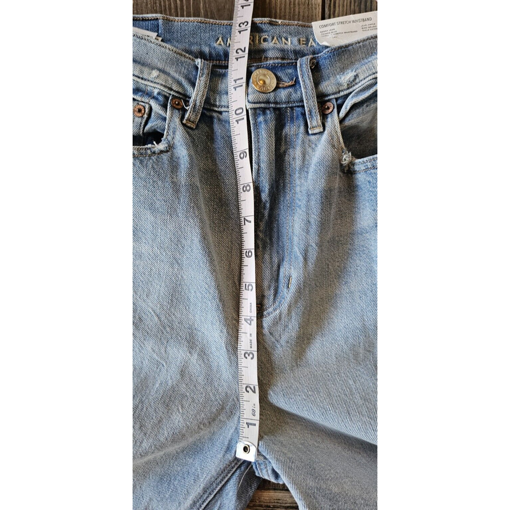 American Eagle Jeans Womens 26 Baggy Jean Comfort Stretch US 2 Med Wash NWT - Picture 8 of 10